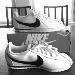 Nike Cortez 5Y - new